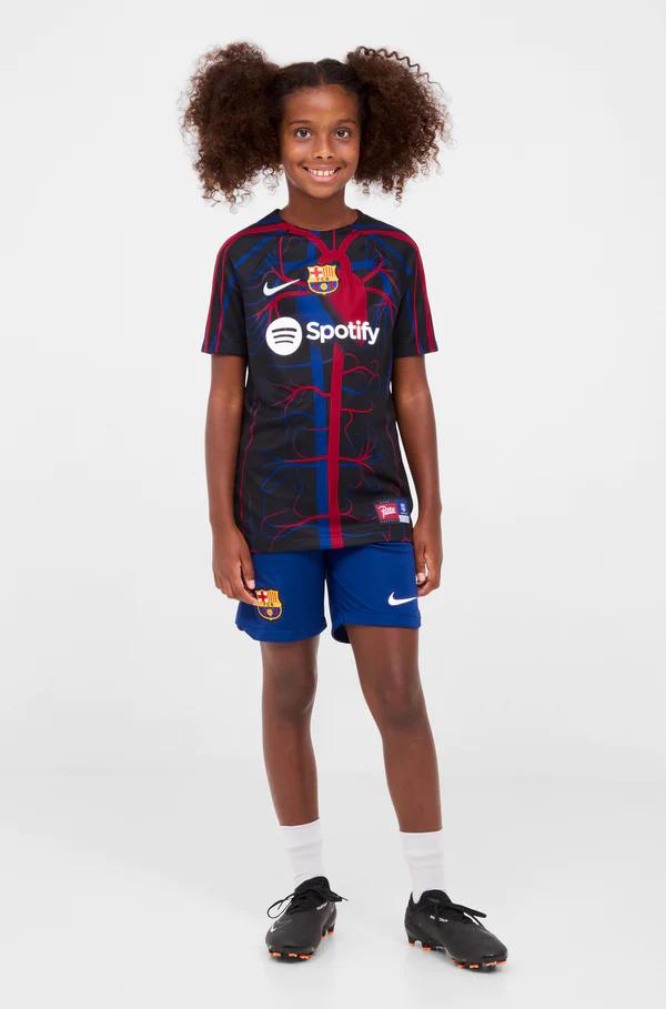 Kinder Barcelona x Patta Trikot+Kurze Hosen 23/24