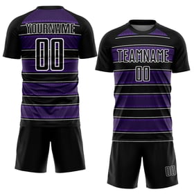 Camiseta de fútbol personalizada con sublimación de líneas y formas geométricas en negro, morado y blanco