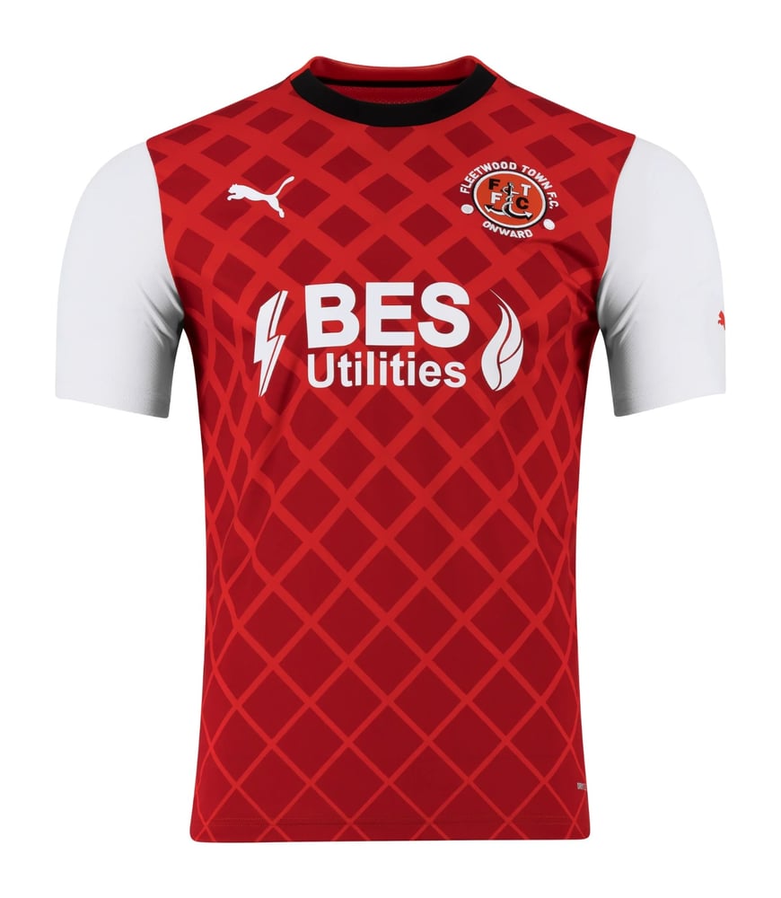 Herren Fleetwood Town 2023/24 Heim Shirt