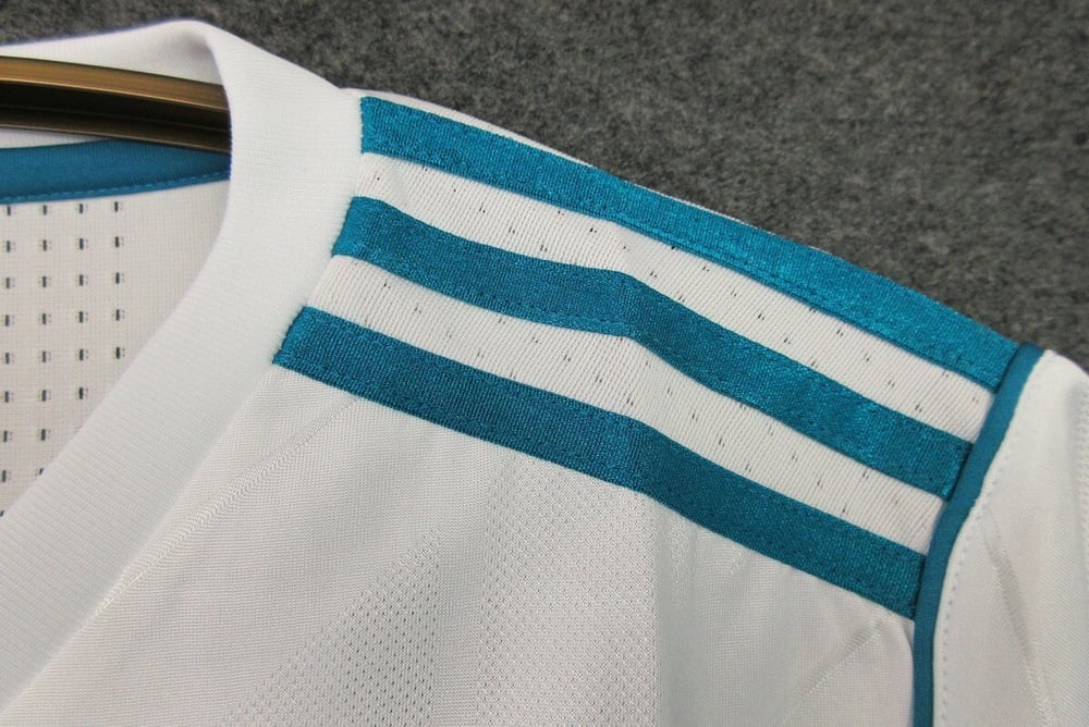 Real Madrid 2017/18 Heimtrikot