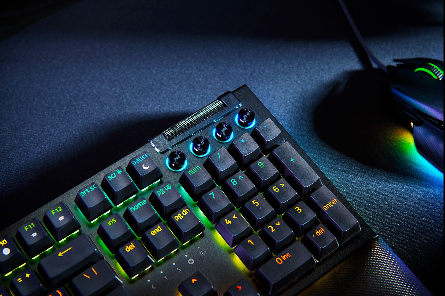 RAZER BLACKWIDOW V4 WIRED MECHANICAL GAMING KEYBOARD - (YELLOW SWITCH) - RZ03-04691800-R3M1 - Image 2