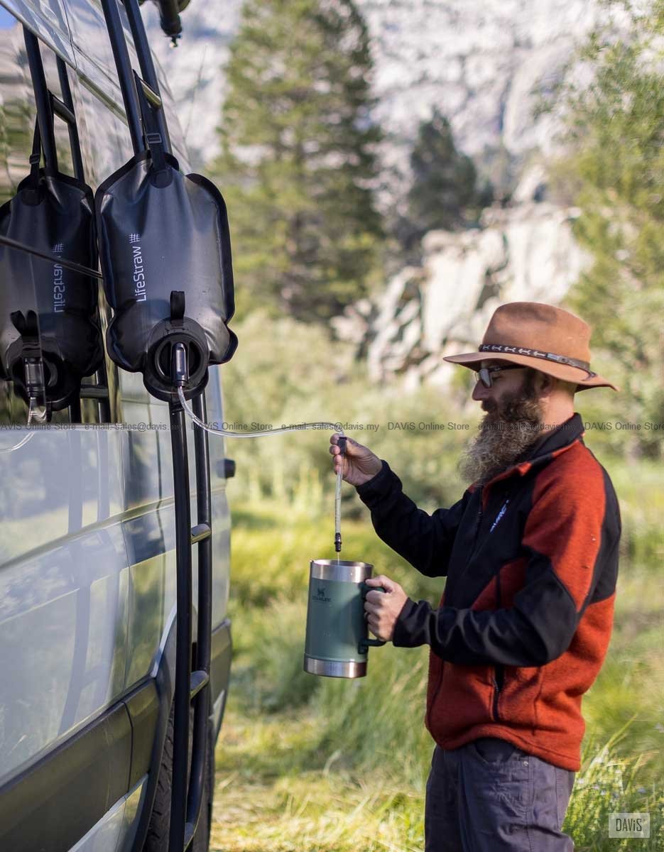 100 2024 12 20 Lifestraw Peak Gravity Water Filter System 8l Lifestyle 1