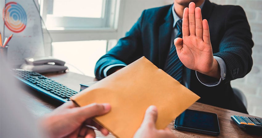 SRI Implementa Política Antisoborno