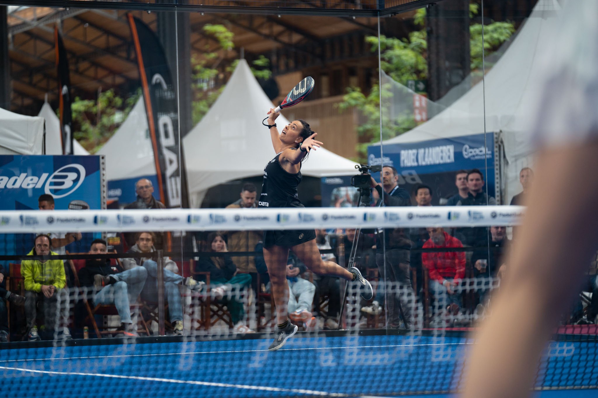 Los Beneficios del Pilates Combinado con tu Rutina de Padel