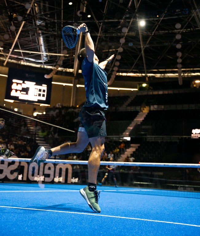 Equipo Esencial de Pádel: Guía para Principiantes y Profesionales