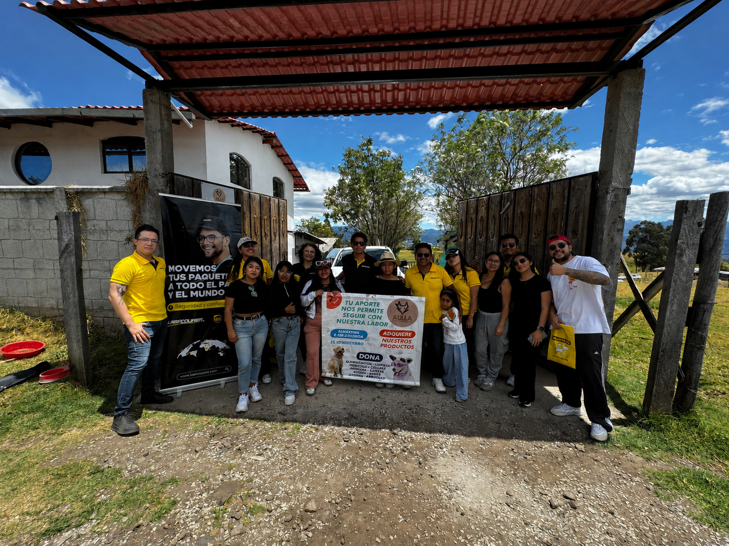 LAARCOURIER deja huella con una donación a Fundación Aulla.