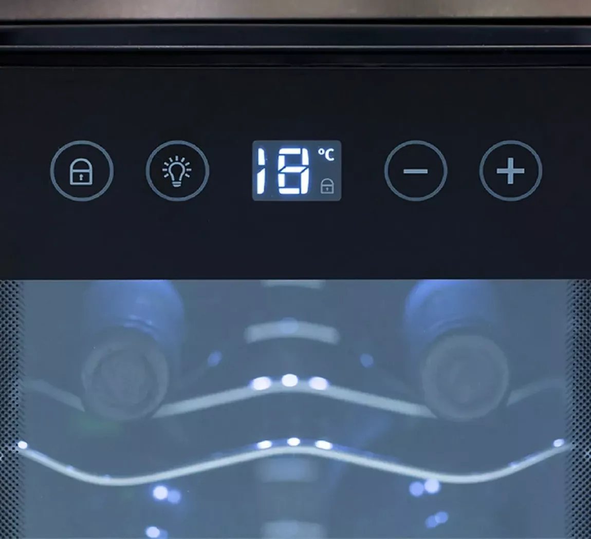 Electrolux Cava De Vinos │ 23 Litros │ 8 Botellas