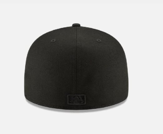 5950 Chicago White Sox  7 1/4 Blackout