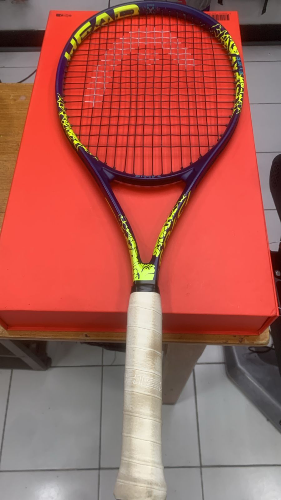 Head Spark Elite Usada 9/10 Size 3