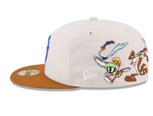 5950 NEW ERA WARNER BROTHERS SHIELD PACK CREAM