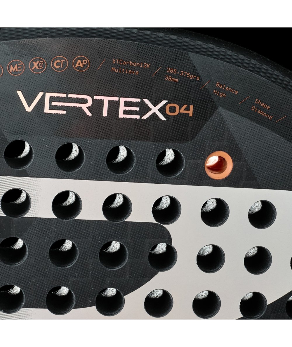 PALA BULLPADEL VERTEX 04 25 By: Juan Tello