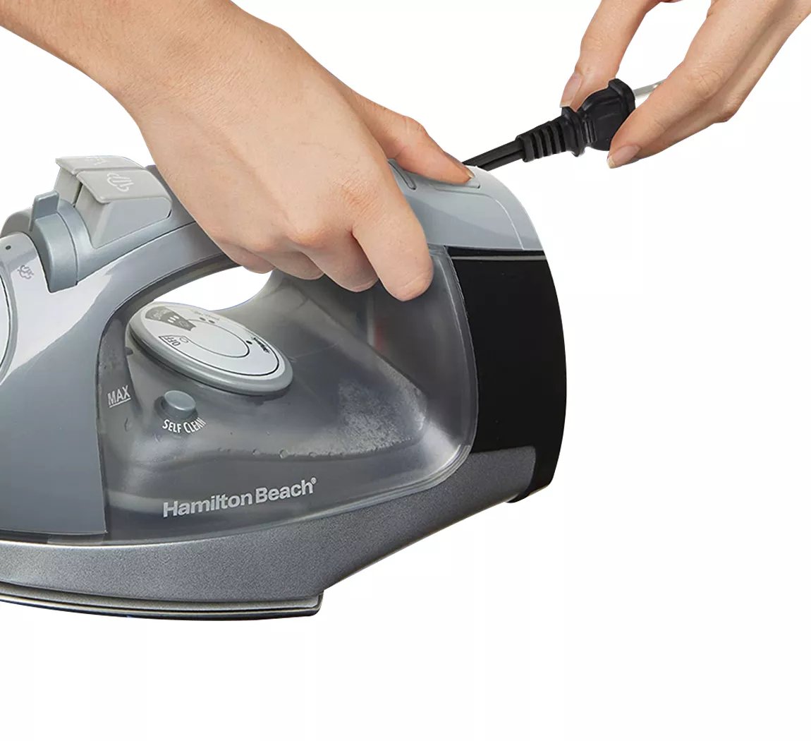 Hamilton Beach Plancha de Ropa Cable Retráctil 1500 W Anti goteo