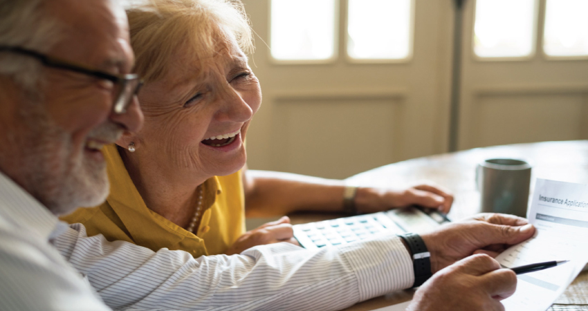 ¡ES OFICIAL! Devolución del IVA a personas de la tercera edad.