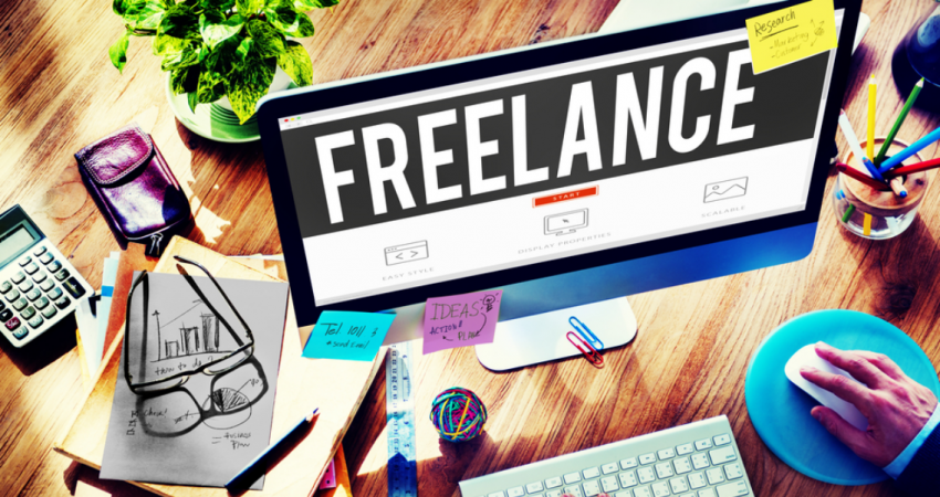 SRI inicia los controles tributarios a freelancers