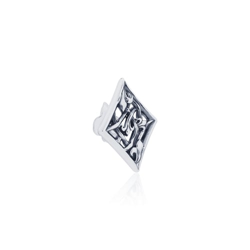 Ake Ake Diamond 11 Oversized Earring stud- ต่างหูก้านเงินแท้ 925 ทรงข้าวหลามตัด  *จำหน่ายเป็นชิ้น