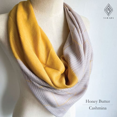 ผ้าพันคอ ผ้าคลุมไหล่ Cashmina - Honey Butter
