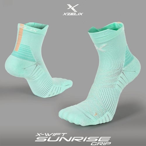 ถุงเท้ากีฬากันลื่น XZELIX X-Wift GRIP Low Cut Sock