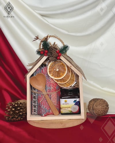 ผ้าคลุมไหล่พัชมีน่ากับแยมและช้อนไม้หัวใจ - TT172