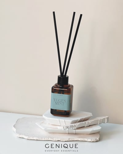 Genique Diffuser น้ำหอมปรับอากาศ  ขวดสีชา | Yugen Mint