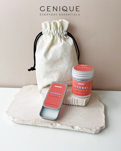 Genique พรีเมี่ยมเซท Giftset Happy Heal ยาดมขวดขาวขุ่น + Aroma Relaxing Balm ในถุงผ้า