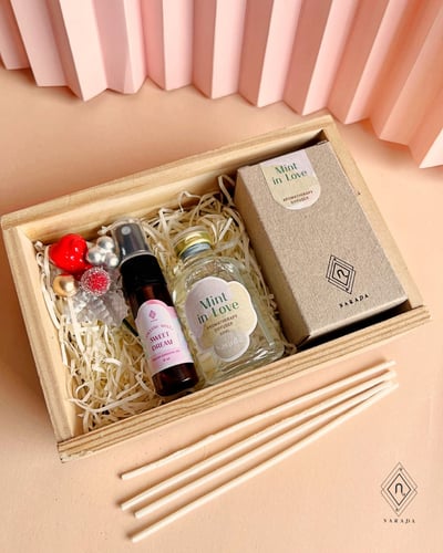 SB02 เซ็ทของขวัญสปา อโรม่า Diffuser และ Pillow Mist