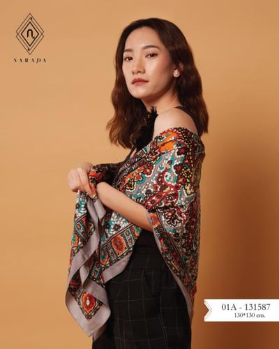 ผ้าพันคอพิมพ์ลาย 01A-131587