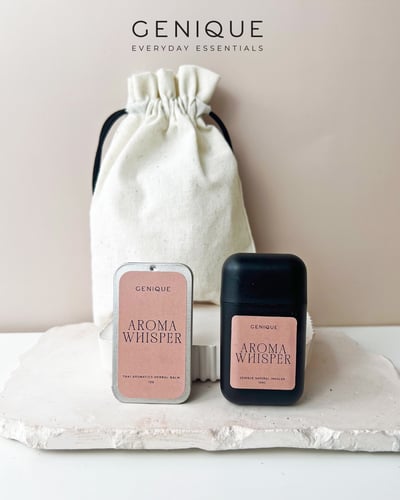 Genique พรีเมี่ยมเซท Giftset Happy ยาดมสองรู+ Aroma Relaxing Balm ในถุงผ้า