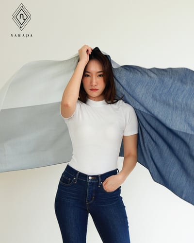 ผ้าคลุมไหล่ ใยธิทรา 4 สี สีหมอกธารา