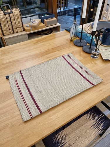 Maldives red placemat