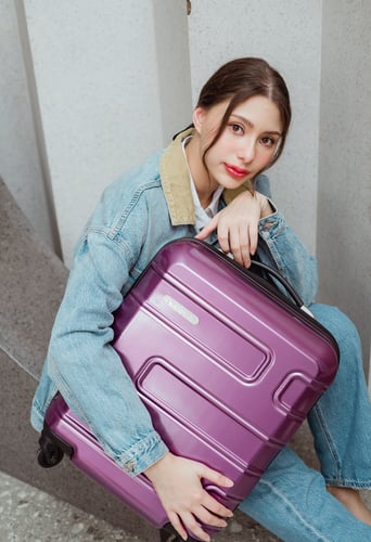 กระเป๋าเดินทาง 18 นิ้ว Carry on