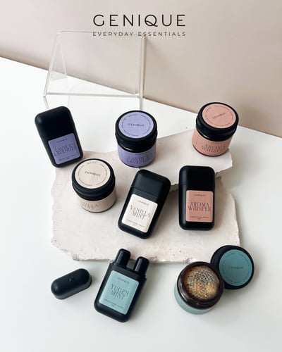 Genique พรีเมี่ยมเซท Giftset Happy Heal ยาดมขวดสีชา+ยาดมสองรู