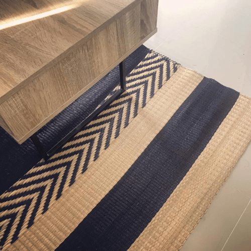 Mini stripe mat black