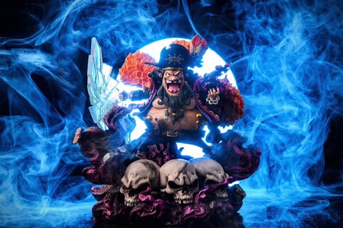 WCF Blackbeard 4จักพรรดิ หนวดดำ - G5 Studio (มัดจำ)[[ SOLD OUT ]]