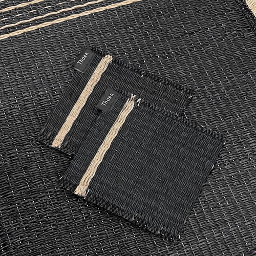 Simple black coaster