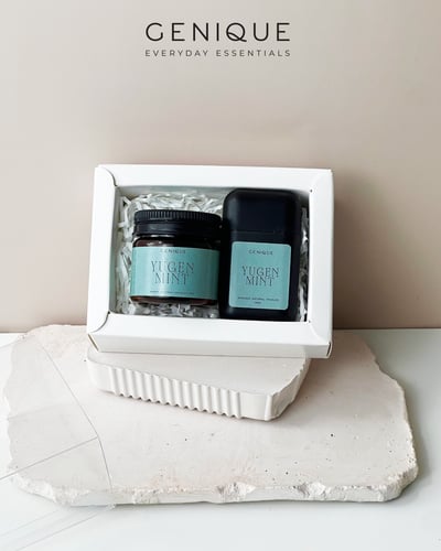 Genique พรีเมี่ยมเซท Giftset Happy Heal ยาดมขวดสีชา+ยาดมสองรู