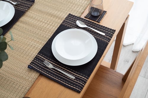 Saifon black placemat
