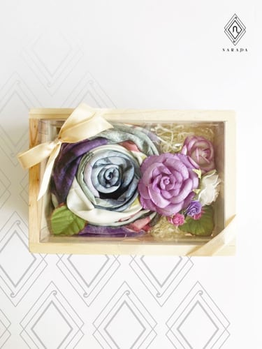 ของขวัญงานเกษียณ ผ้าพิมพ์ลายในกล่องไม้ 5x7 นิ้ว