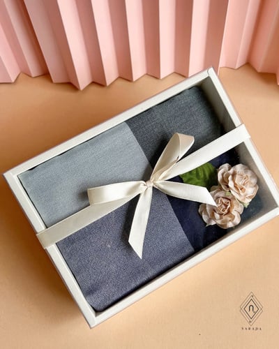 NN01 ผ้าพันคอใยธิทรา 4 สี ในกล่อง S6