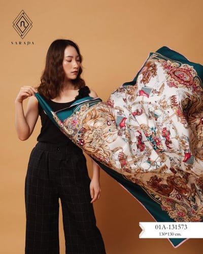 Printed Scarf 01A-131573 