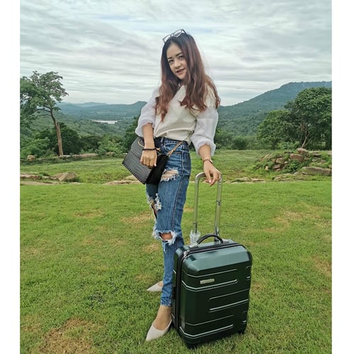กระเป๋าเดินทางล้อลาก18นิ้วใบเล็ก สําหรับเดินทาง2-3วัน หิ้วขึ้นเครื่องได้ สีเขียว
