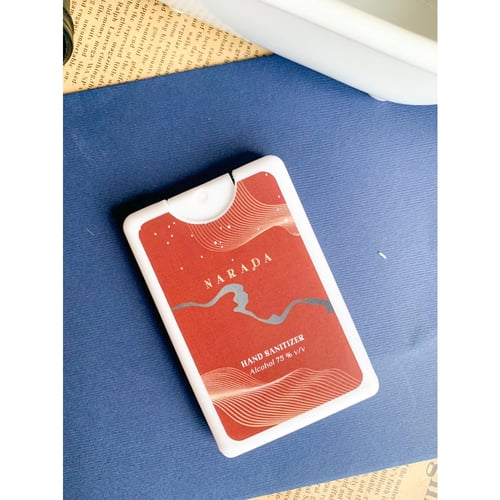 ❤️ สเปรย์แอลกอฮอล์ พกพาสะดวก!!! ถนอมผิว แห้งเร็ว Alcohol Spray 20 ml by NaradaAsia ❤️++20ml การ์ดสีขาว++