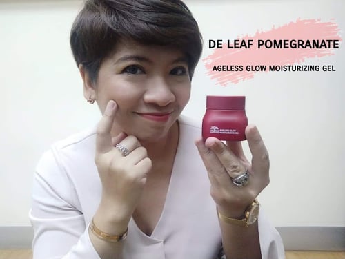 เดอ ลีฟ พอมิกราเนท เอจเลส โกลว์ มอยส์เจอร์ไรซิ่ง เจล