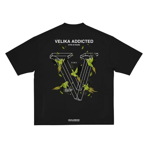 VELIKA GREEN PARAKEET V OVERSIZE T-SHIRT BLACK