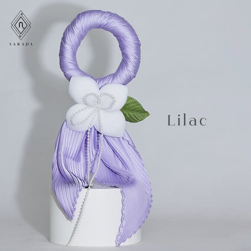 MS13_มาลัยวันแม่ ของขวัญวันแม่ พวงมาลัยผ้าพลีทกลิ่นหอม กลีบการบูร