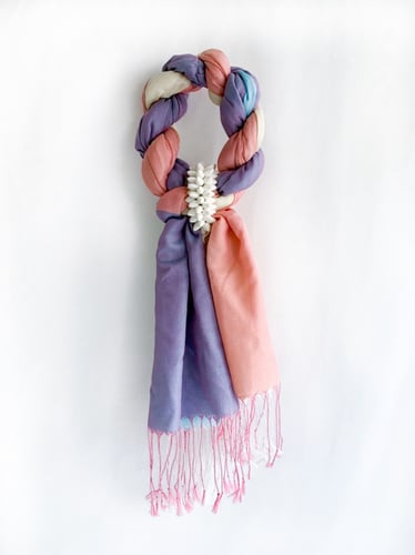 พวงมาลัยวันแม่ ของขวัญวันแม่ พวงมาลัยผ้า MN14