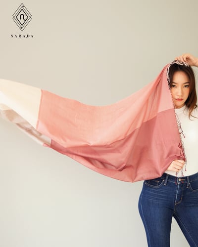 Scarf and Shawl_Titra 4 color : Pink and Silver