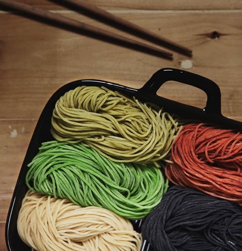 Black sesame wonton_1AF7YXF9WS