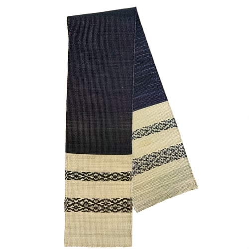 Mini pikul black table runner