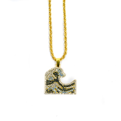  SOLASTA THE GREAT WAVE OF KANAGAWA NECKLACE GOLD