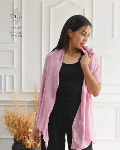 ผ้าพันคอไหมมุก กลีบบัว